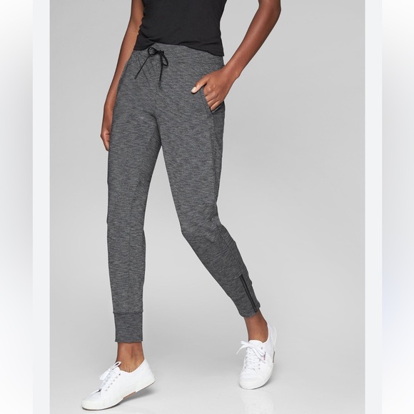 Athleta Metro Street Jogger size Large - Picture 1 of 12